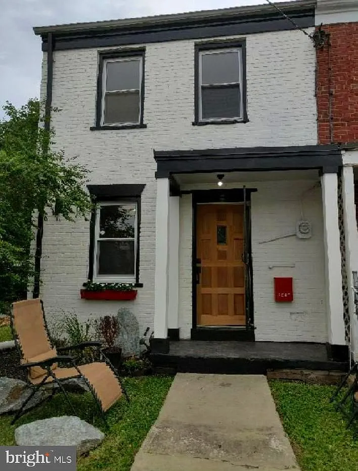 100 46th St SE photo 1