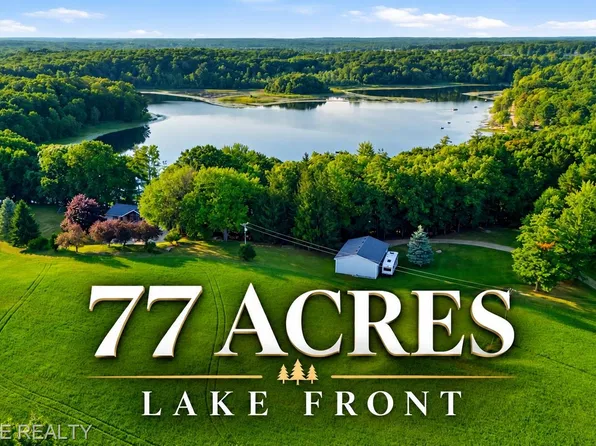 4200 Pierce Rd, Lapeer, MI 48446