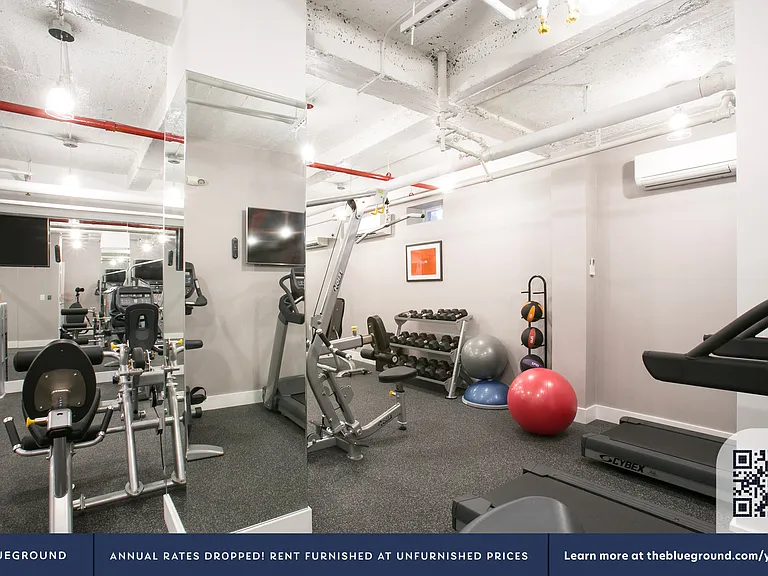 364 W 18th St #4B — Photo 16