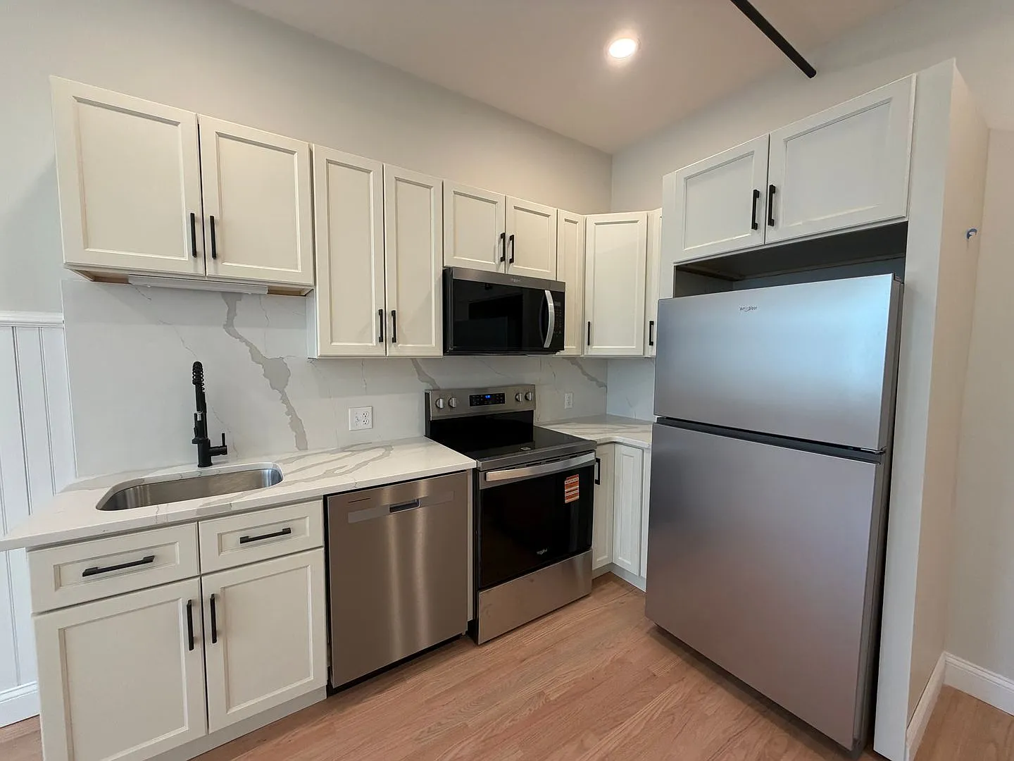 38-42 Washington St — Photo 1