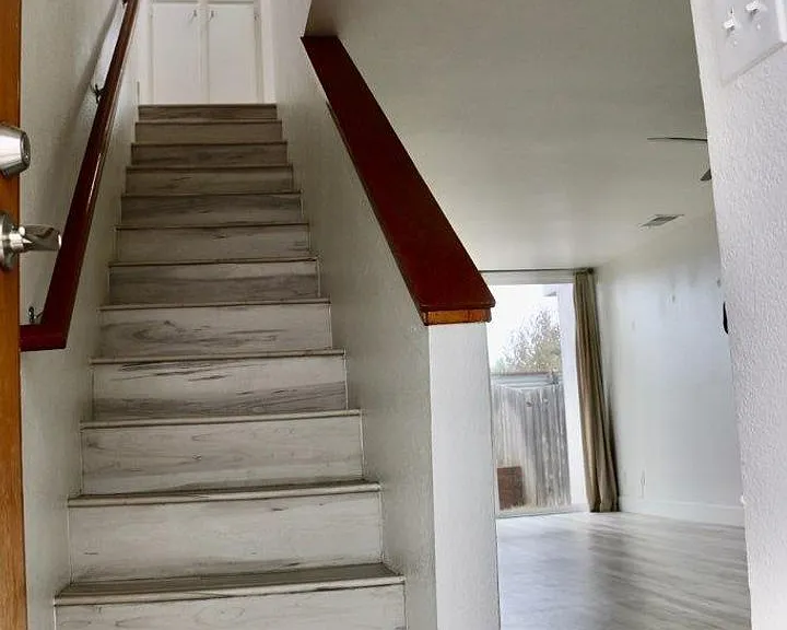125 Hillcrest Drive — Photo 8