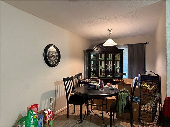 5th image of 1813 Wilde Oak Cir #A