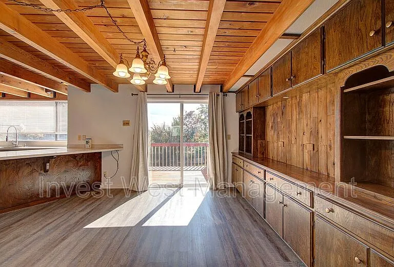 16103 NE 33rd Ave — Photo 32