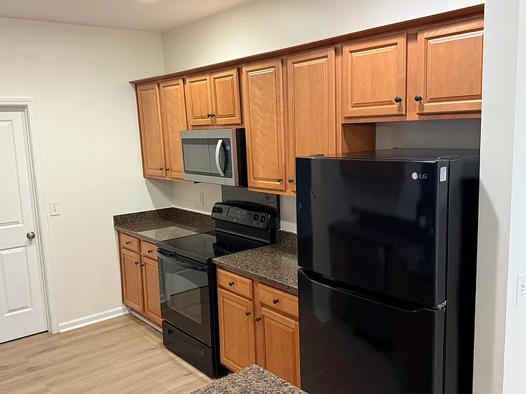 8518 Sentry Cir — Photo 16