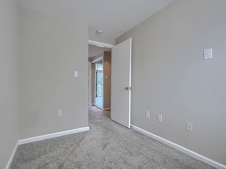 209 Bridge Dr — Photo 27