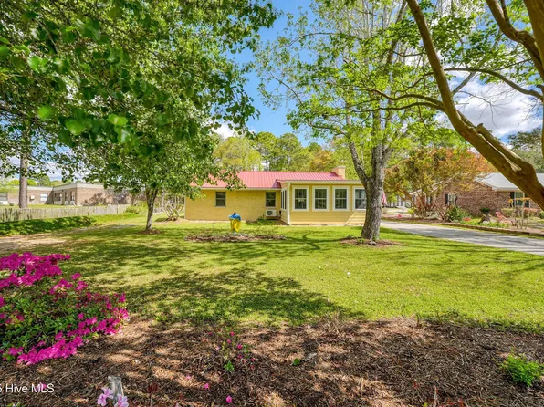 626 N Fodale Avenue, Southport, NC 28461