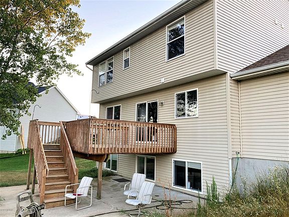 2nd image of 9439 Jack Pine Dr
