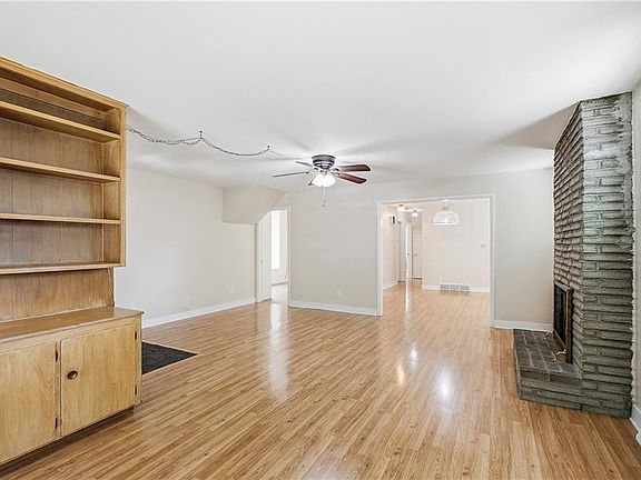 5th image of 4000 Campbell St