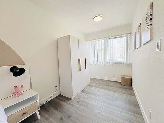 5th image of 231 E San Fernando St #4