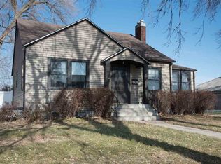 215 W 26th St, Kearney, NE 68845