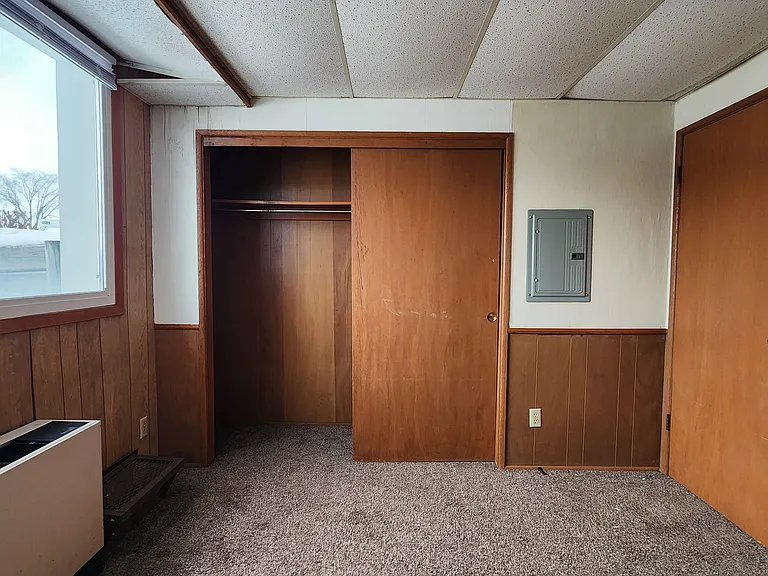 820 Broadway Ave N #102 — Photo 14