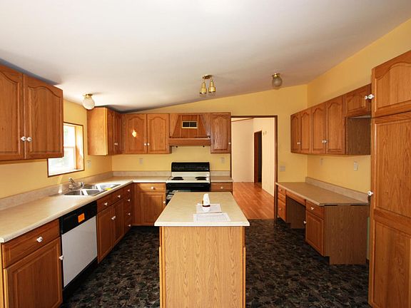 2nd image of 20588 Dana Dr