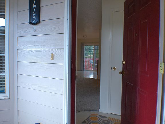 3rd image of 775 17th St NE