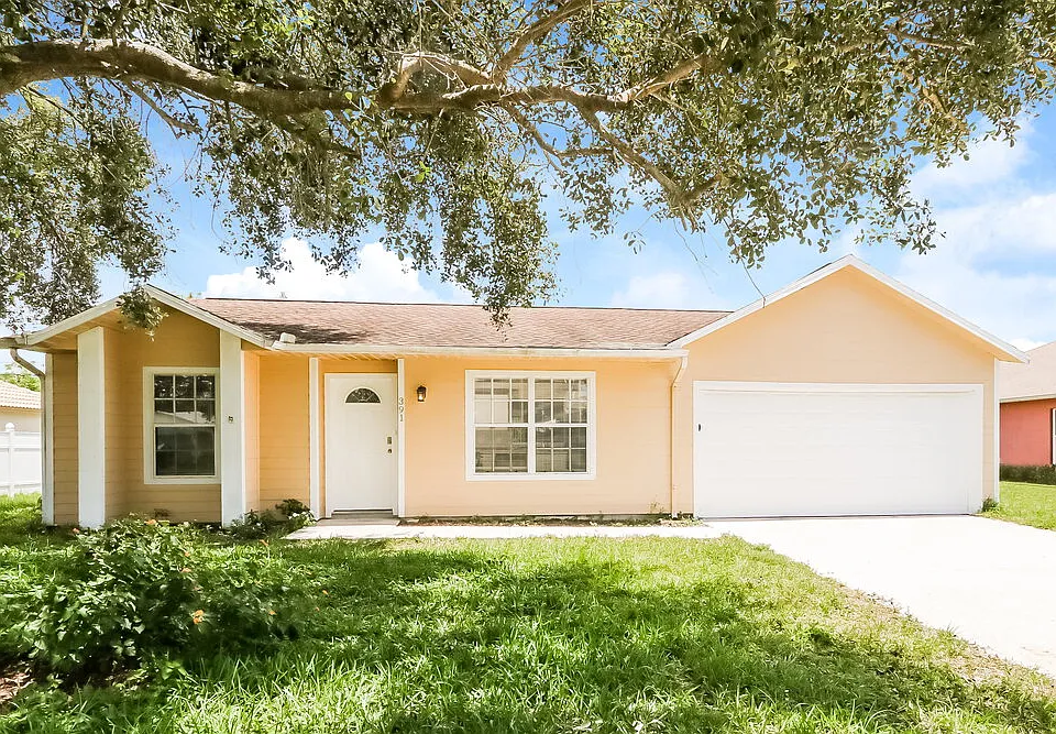 391 SW Undallo Rd