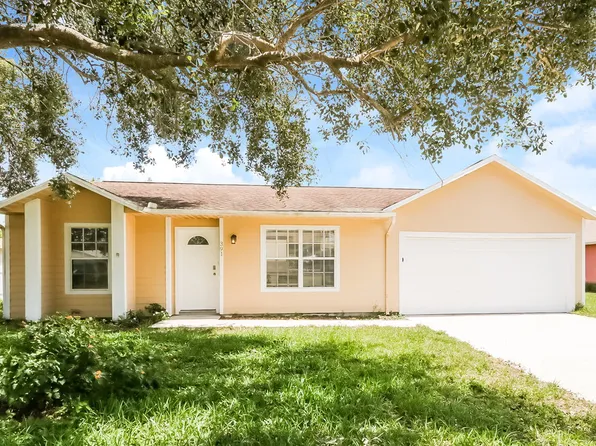 391 SW Undallo Rd, Port Saint Lucie, FL 34953