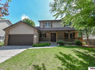 7400 S 17th St, Lincoln, NE 68512