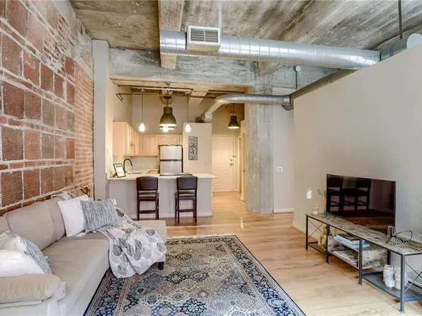 321 W 7th St APT 309, Kansas City, MO 64105