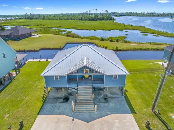 1956 Riviera Rd, Westlake, LA 70669