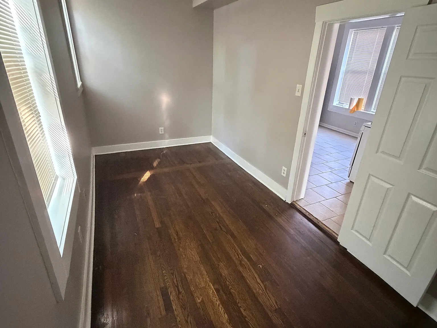 2 bed, 1100 sqft, $1,550 — Photo 3