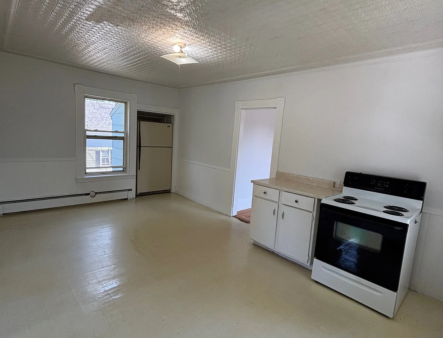 123 3rd Street - 1 — Photo 2