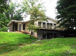 190 Hill Haven Ln, Staunton, VA 24401