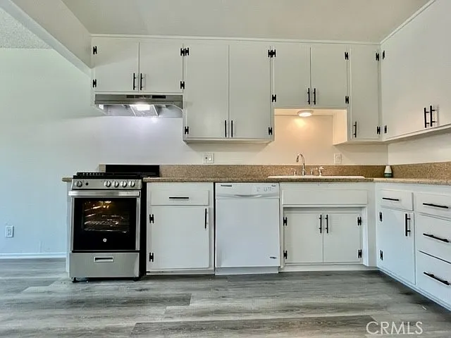 7722 Cypress Dr #B — Photo 35