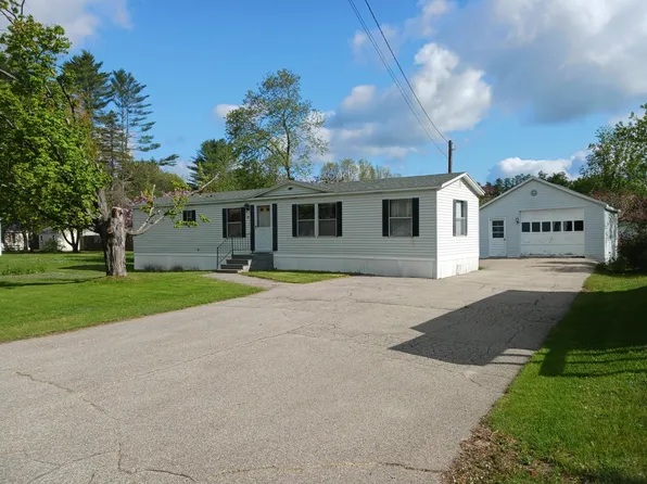31 Kidder Avenue, Dixfield, ME 04224