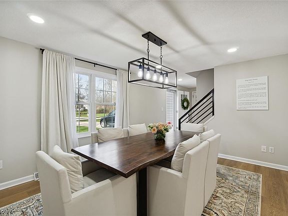 5th image of 8795 Lawton Dr