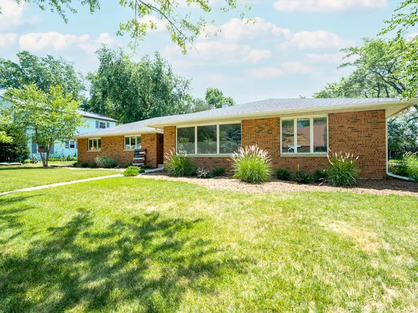 917 Runyan Dr, Lockport, IL 60441