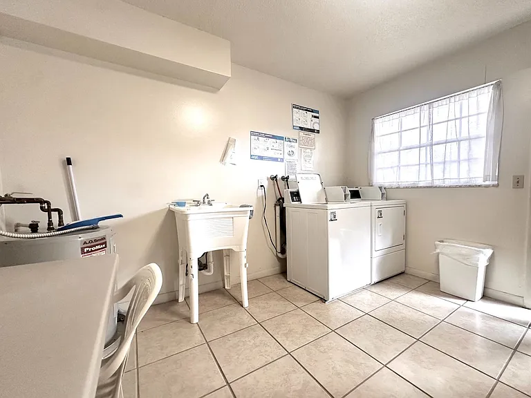 1845 S Highland Ave #6-11 — Photo 17
