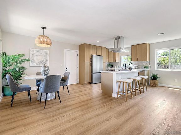2nd image of 10007 Stanley Ct
