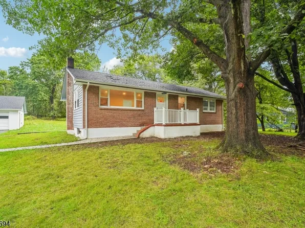 60 Flower Ave, Washington Boro, NJ 07882