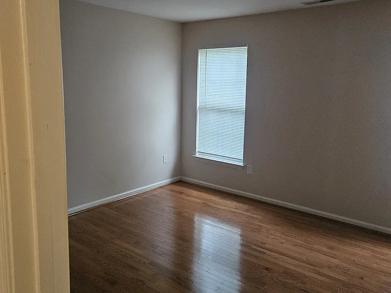 8849 Papillon Dr — Photo 16