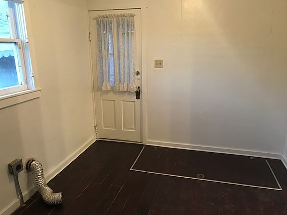 Laundry/mud room