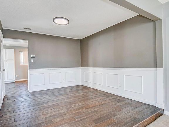 2nd image of 727 Alder Cir #1