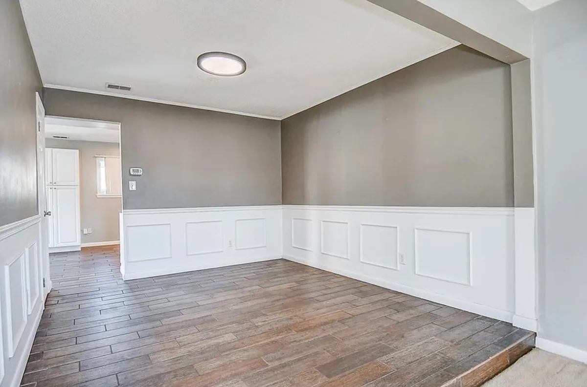 Building Photo - 727 Alder Cir #1
