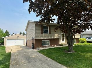 4360 Cimarron Ct NW, Rochester, MN 55901