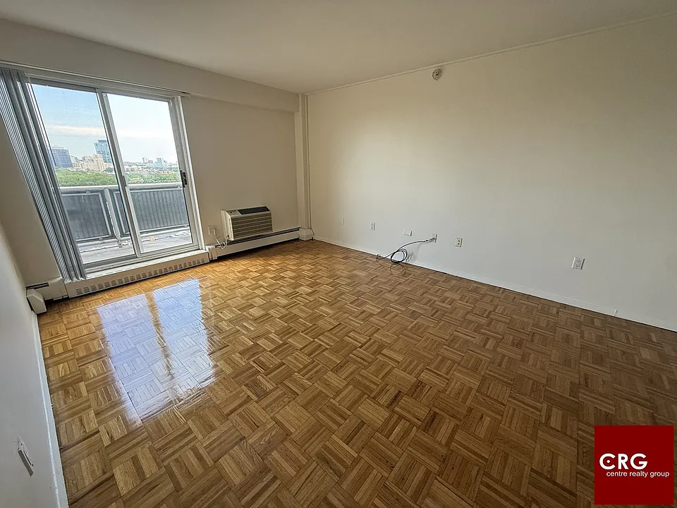 284 Saint Paul St #917