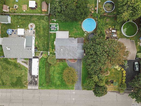 5th image of 3009 Maine Ave