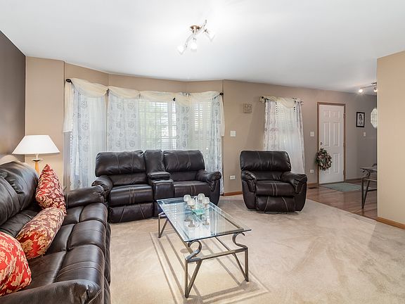 4th image of 5720 Brosam Dr