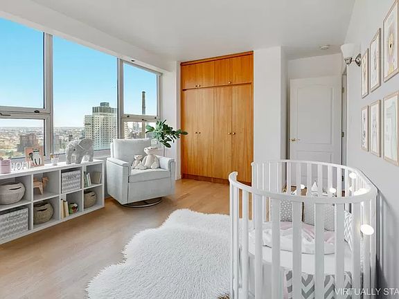 3rd image of 404 E 79th St #28FG