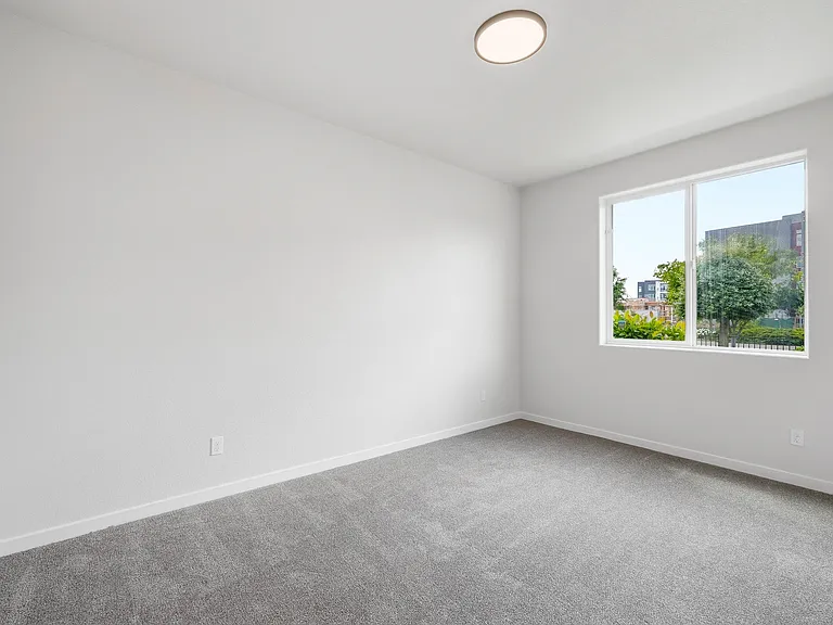 3818 E Commerce Way — Photo 57