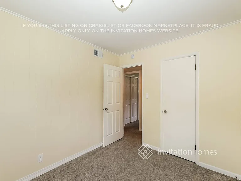 1359 Raymond Dr — Photo 9