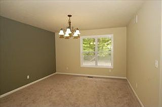 4th image of 321 Abbington Ct