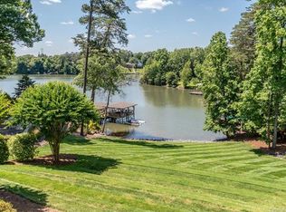 13936 Point Lookout Rd, Charlotte, NC 28278