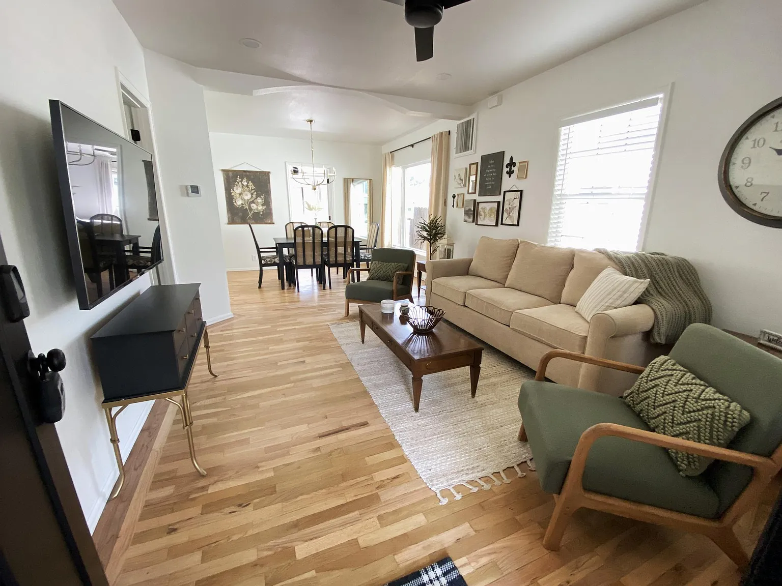 1221 E Boulder St — Photo 2