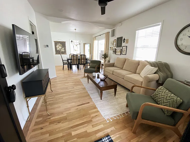 1221 E Boulder St — Photo 2