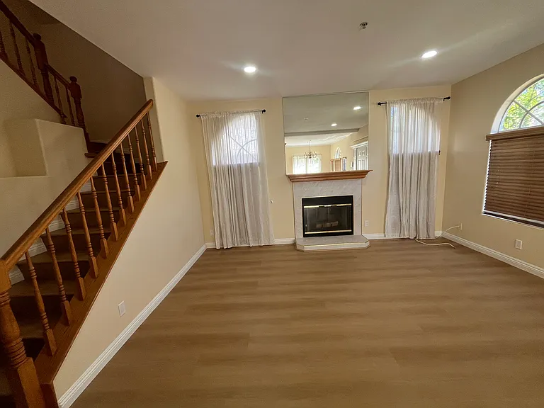 130 Fano St #A — Photo 11