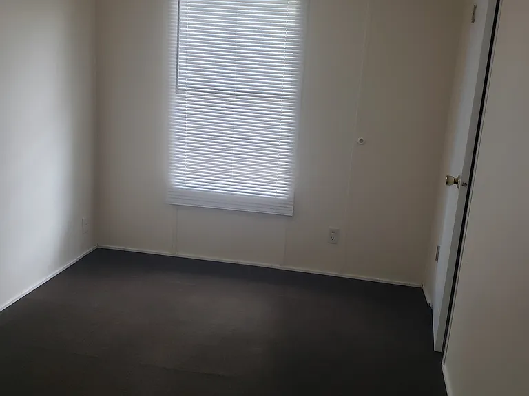 12354 S Westminster Rd — Photo 13