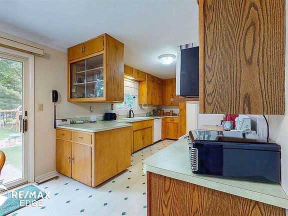 2nd image of 4088 Allen Ct